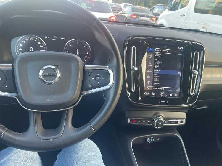 VENDS VOLVO XC40 DIESEL 2019