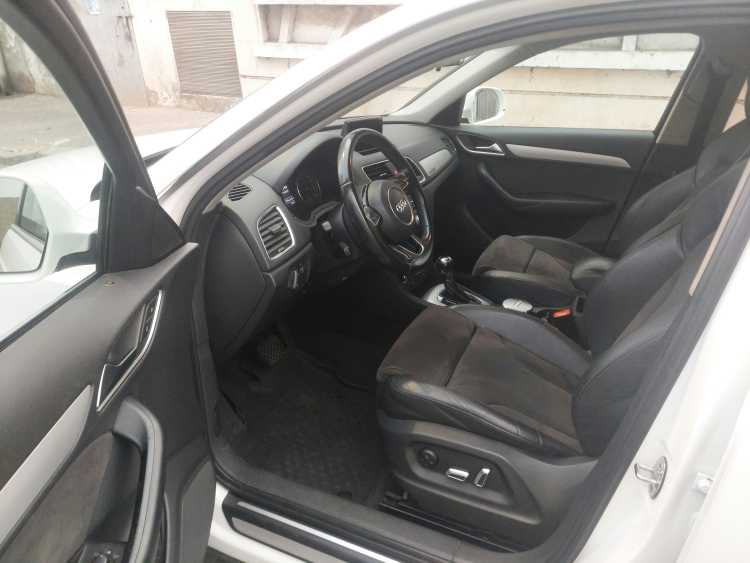 AUDI Q3 SLINE