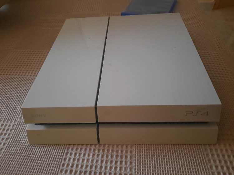 PS4 FAT