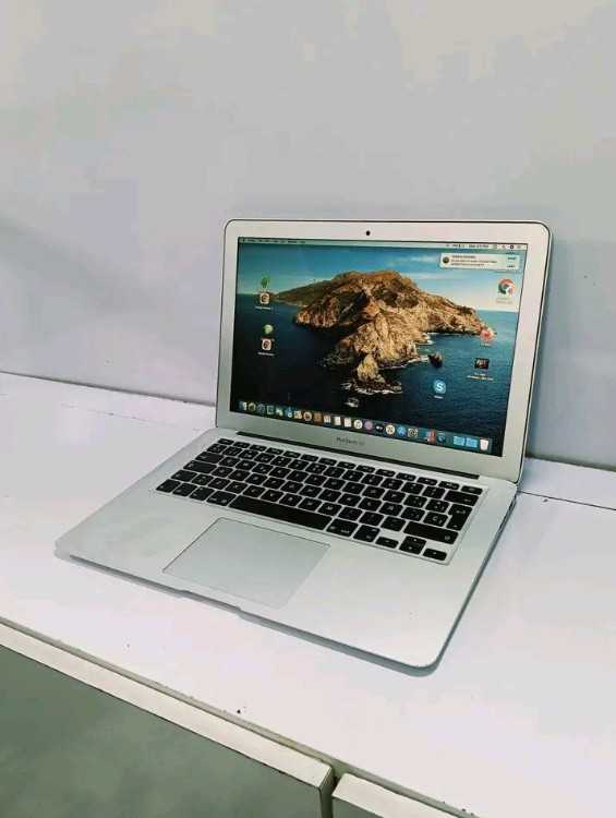 MacBook i5 Slime air Disc SSD batterie 5h