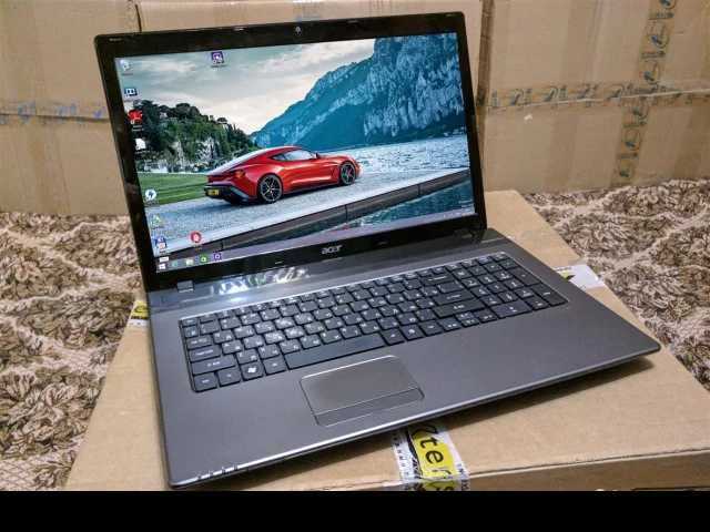 Acer i5 professionnel Ram 8 disc SSD écran 17